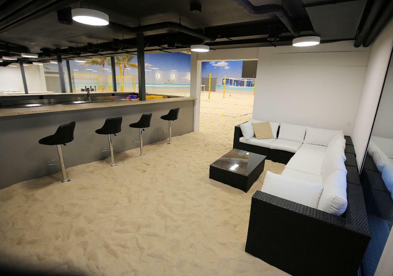 Beachin - Sport, Events, Hotel, Restaurant, Bar Ins 外观 照片