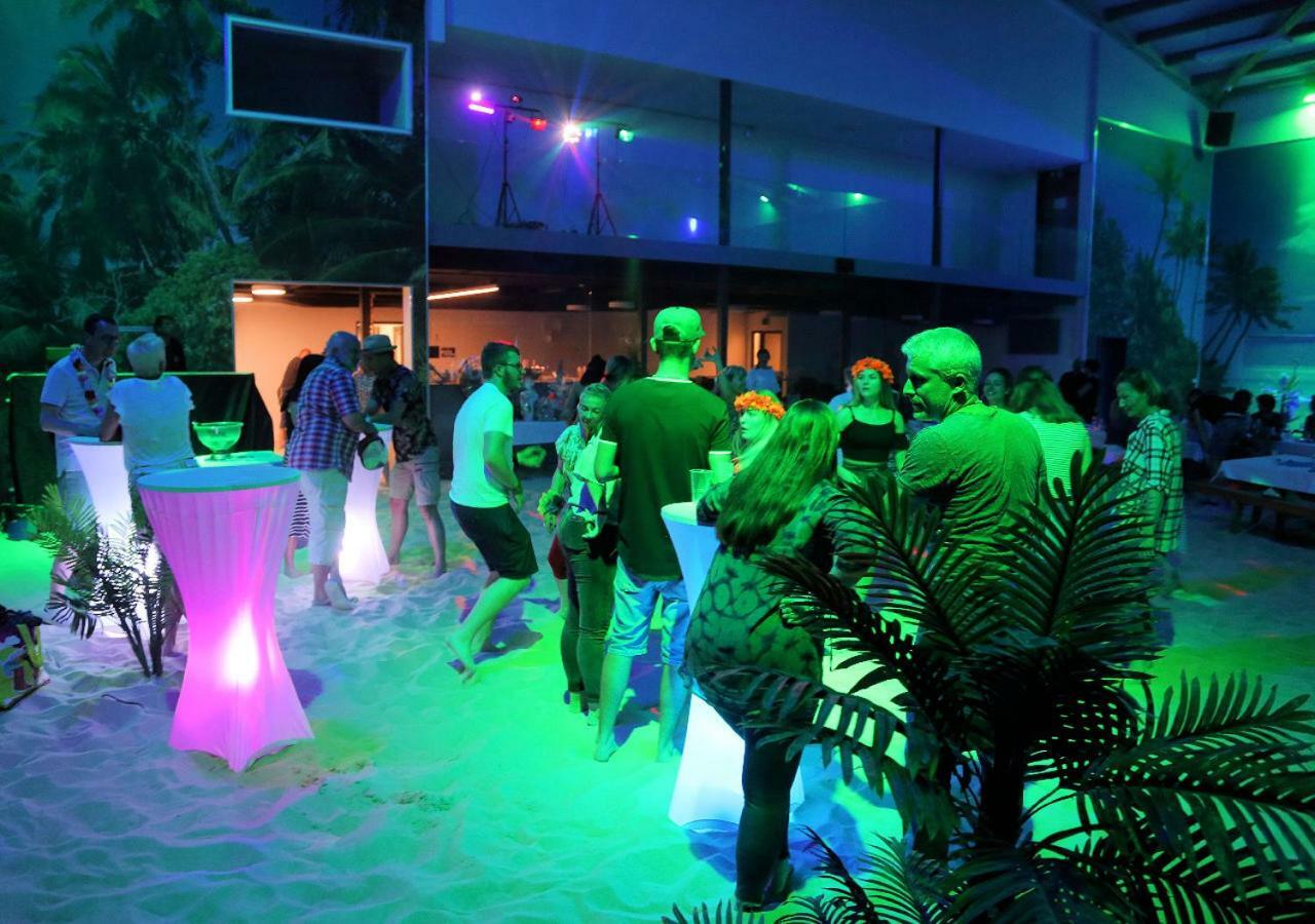 Beachin - Sport, Events, Hotel, Restaurant, Bar Ins 外观 照片